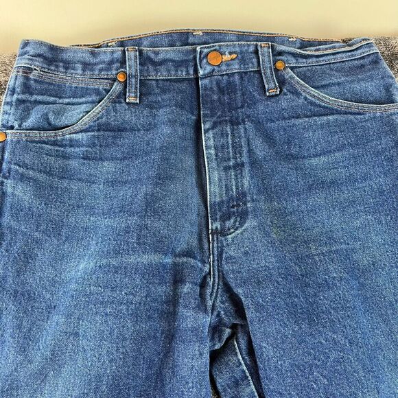 Vtg Wrangler 13MWZ Men's Jeans 35X38 (32X38) Blue Denim Jeans Made In USA - Picture 2 of 11